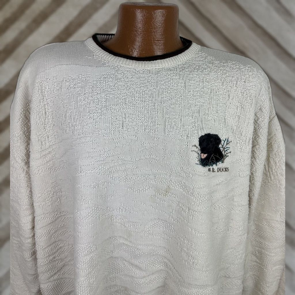 Vintage VINTAGE MR Ducks Sweater XL Men Embroidered Dog Black Labrador Knit Crew Neck Pullover 90s 80s Casual Mens Size US XL / EU 56 / 4 - 1 Thumbnail