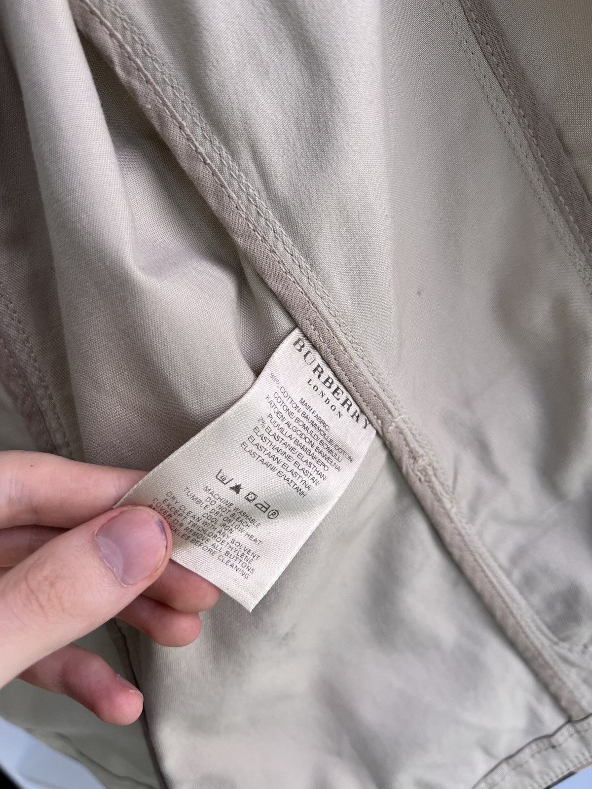 Burberry × Vintage Vintage Burberry Women’s Beige Blazer Size M / US 6-8 / IT 42-44 - 9 Thumbnail