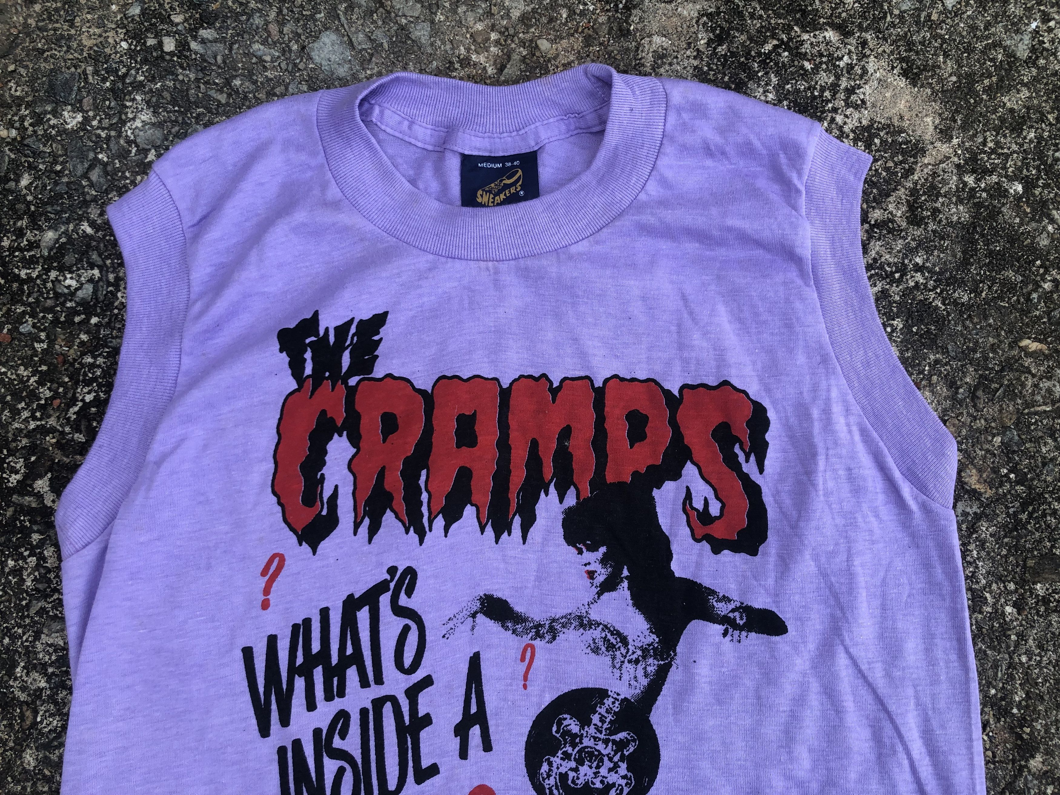Band Tees 🔥Vintage 80s THE CRAMPS 'Whats Inside A Girl?' Band T-Shirt Size US M / EU 48-50 / 2 - 5 Thumbnail
