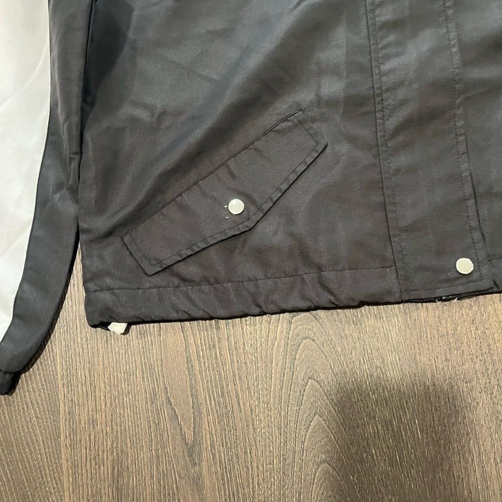 Guess NWOT Guess Black White Cropped Windbreaker Raincoat Size M / US 6-8 / IT 42-44 - 6 Thumbnail