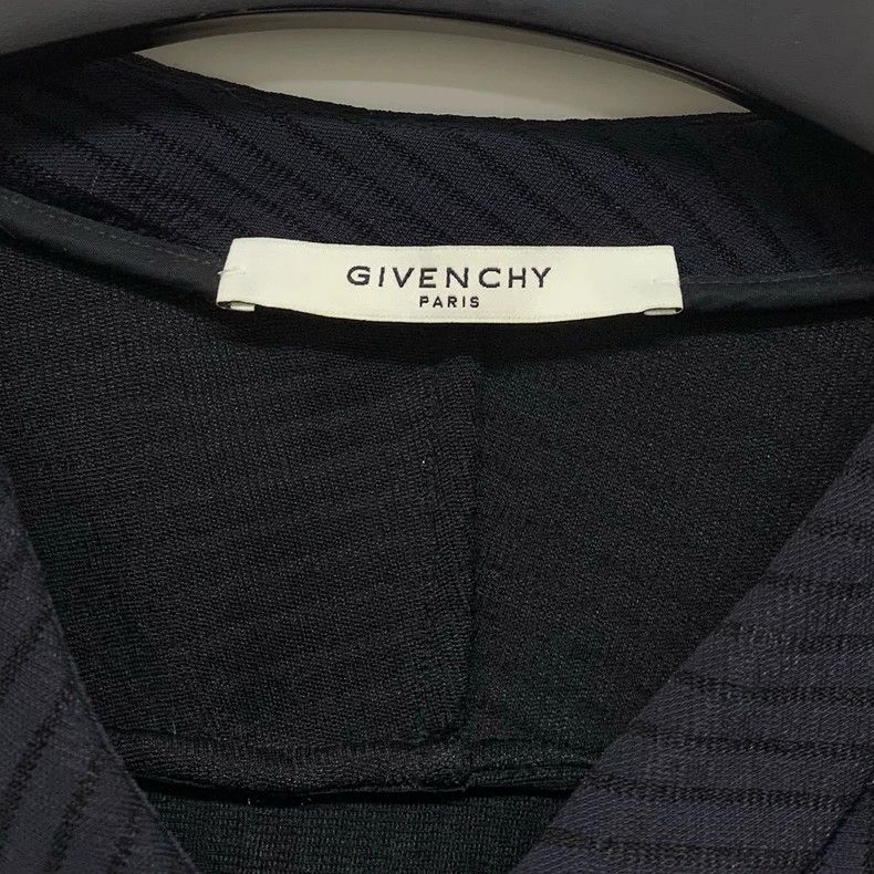 Givenchy Givenchy Black warrior short sleeve 2506-Nextarrow Size US S / EU 44-46 / 1 - 3 Thumbnail