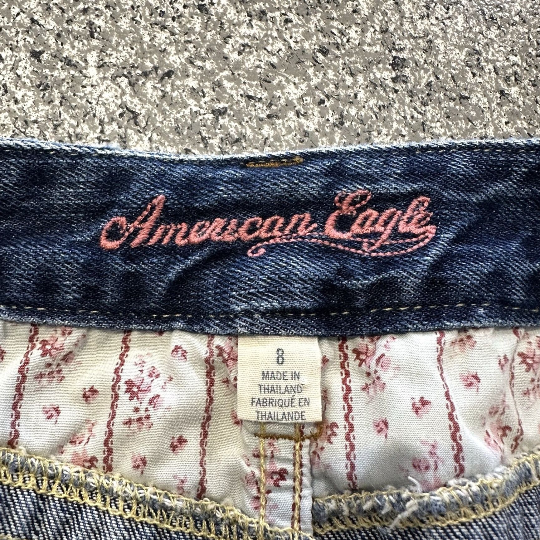 American Eagle Outfitters VINTAGE American Eagle Denim Skirt Mini Womens 8 Blue Distressed Hem 31x12 Y2K Size 30" / US 8 / IT 44 - 2 Thumbnail