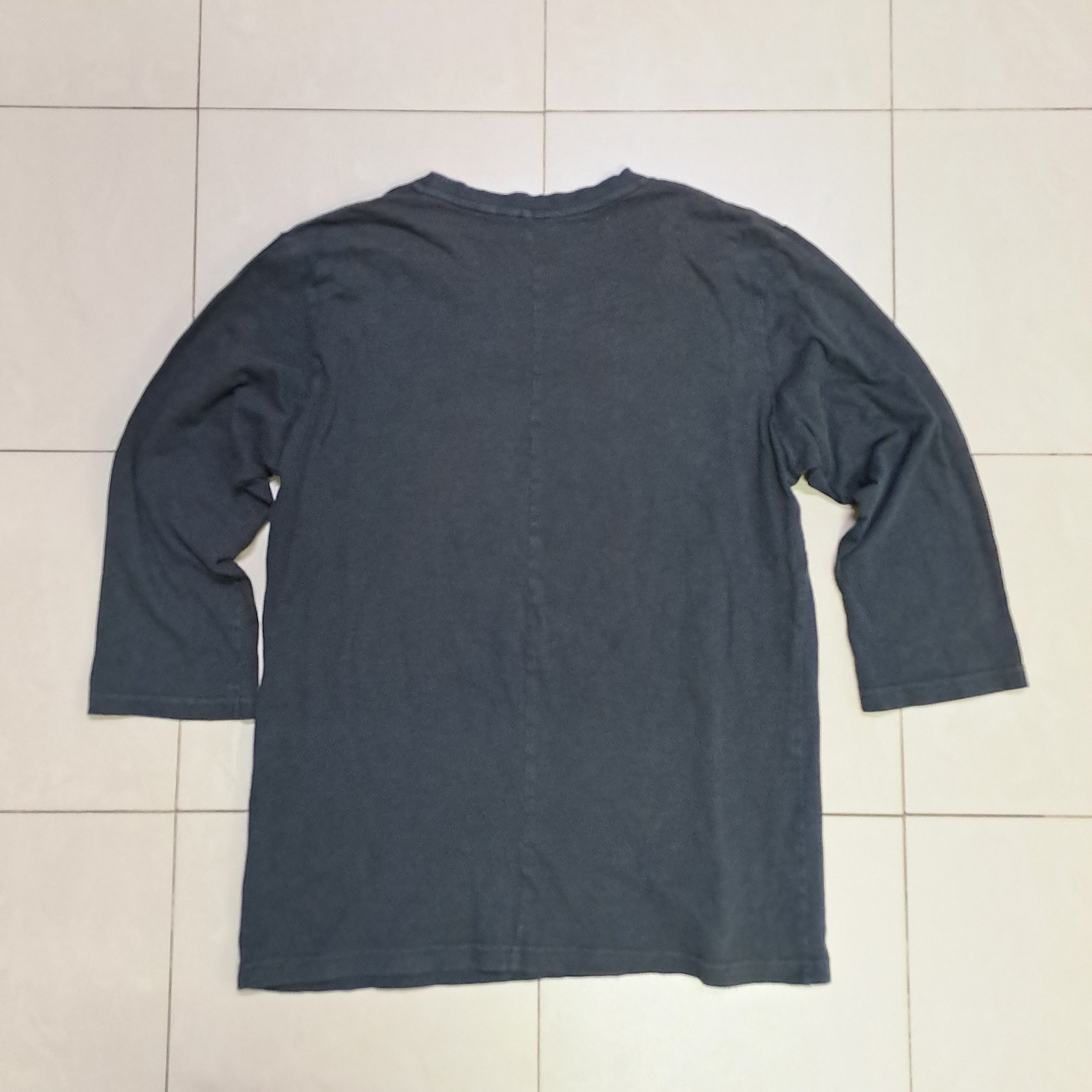 Undercover × Uniqlo Uniqlo X Undercover Hijoe! T Shirt Size US S / EU 44-46 / 1 - 7 Thumbnail
