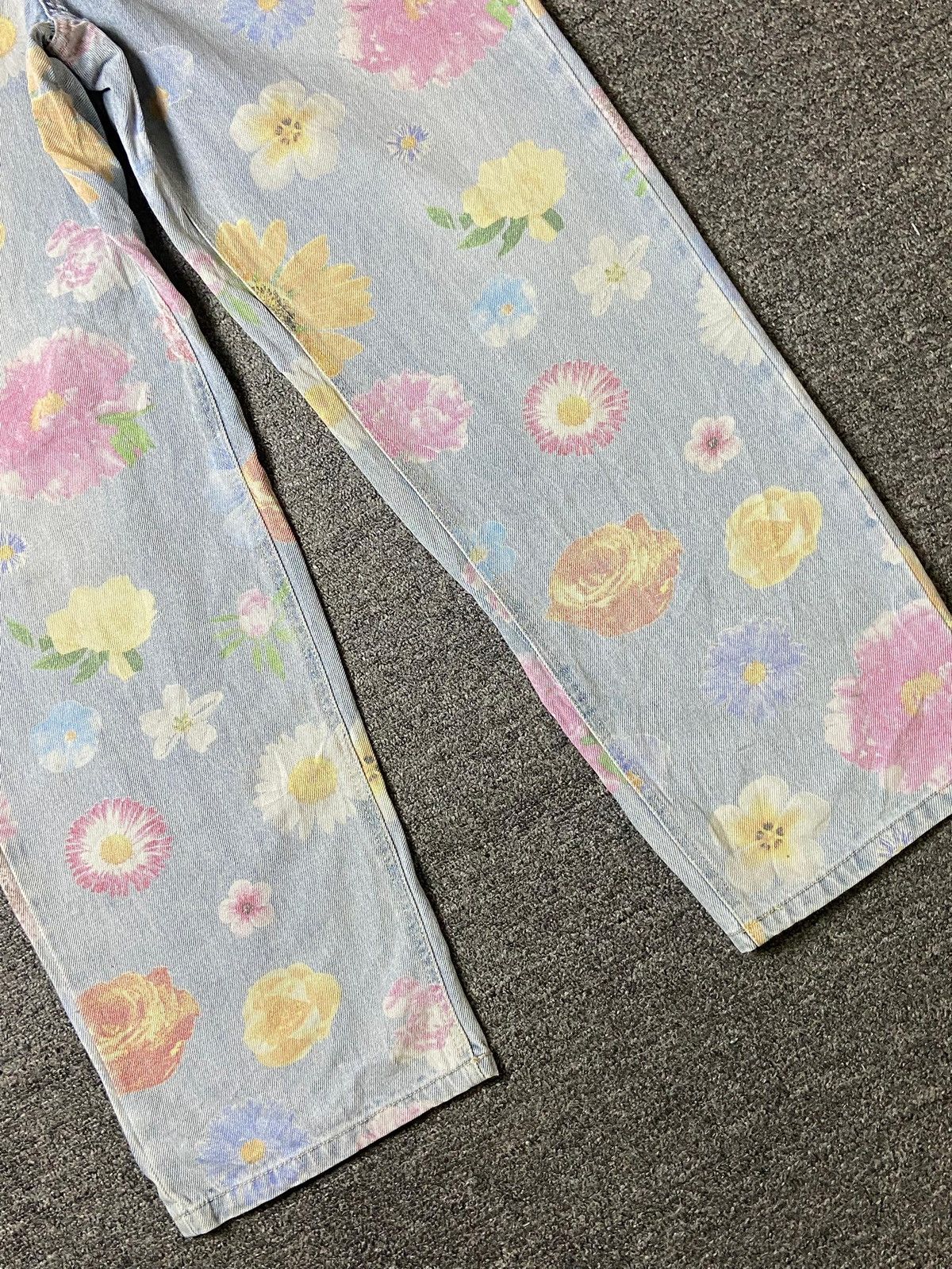 Designer × Japanese Brand × Vintage Wild Fable 70’s Flowers Inspired Tapered Jeans (129) Size US 32 / EU 48 - 8 Thumbnail
