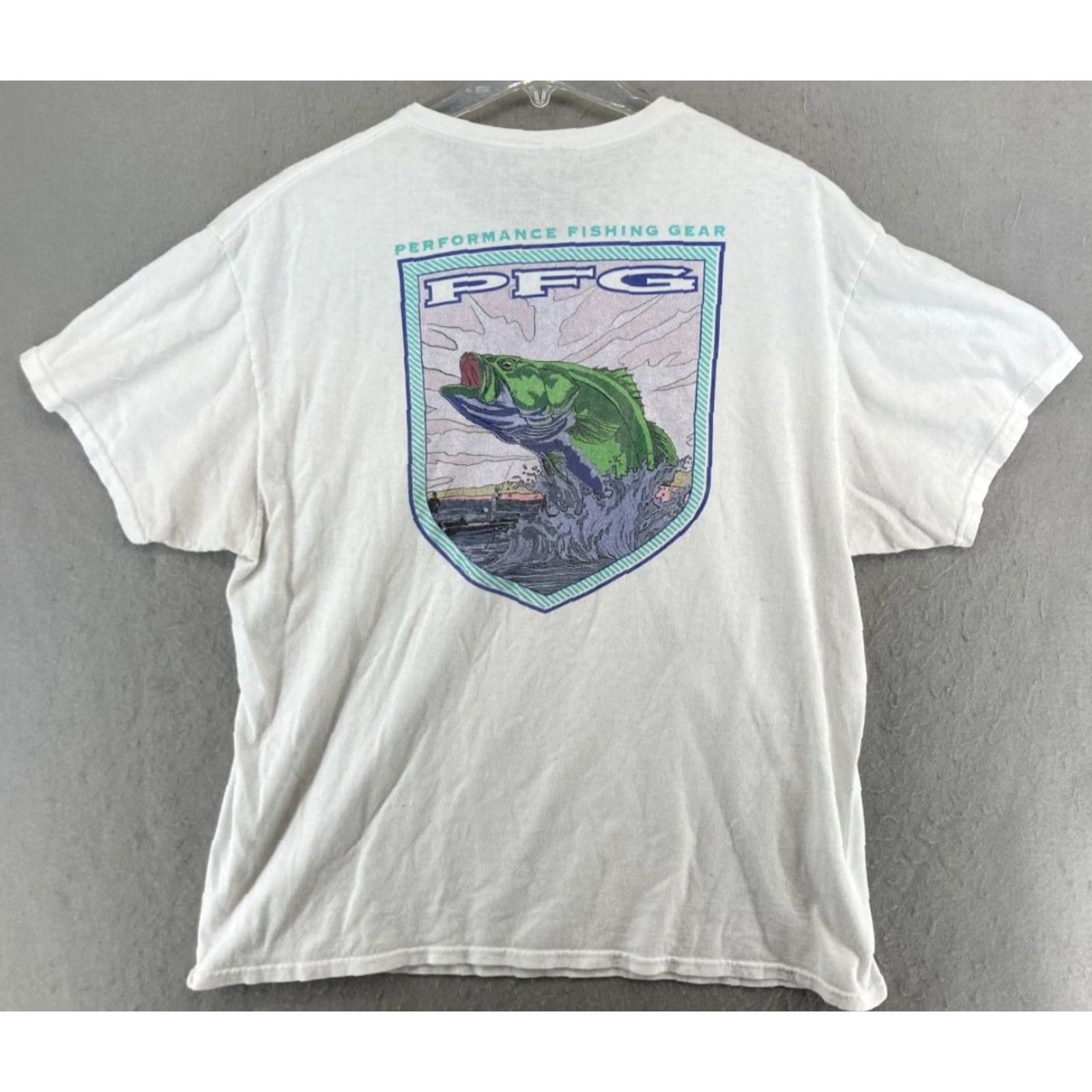 Vintage Columbia Men’s T-Shirt 2XL White Outdoor Fishing Bass Graphic Print Crew Neck Jersey Cotton Summer Fall Spring Size US XXL / EU 58 / 5 - 6 Thumbnail