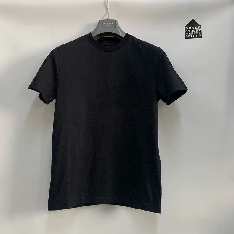 Prada Prada Classic back patch triangle logo T-shirt 2502-Nextarr Size US S / EU 44-46 / 1 - 1 Thumbnail