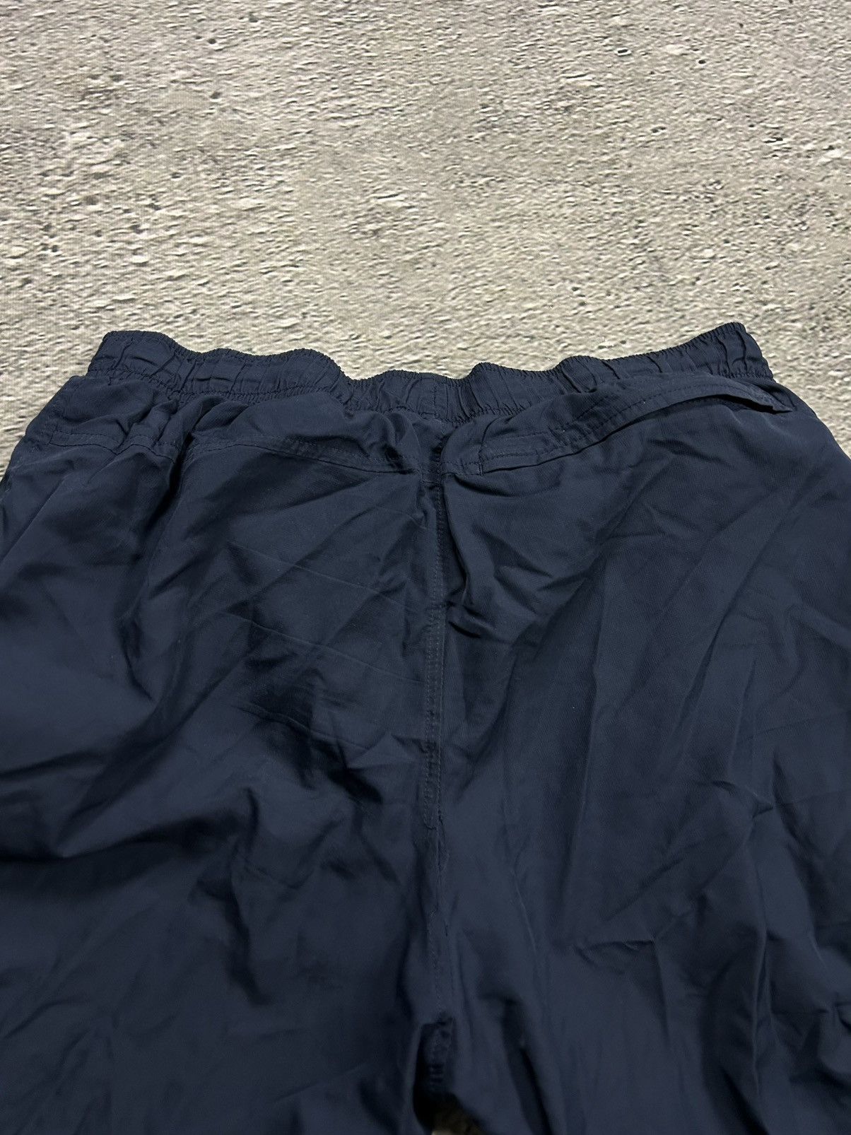 Nike × Vintage Nike vintage navy track pants small swoosh nylon parachute Size US 30 / EU 46 - 9 Thumbnail