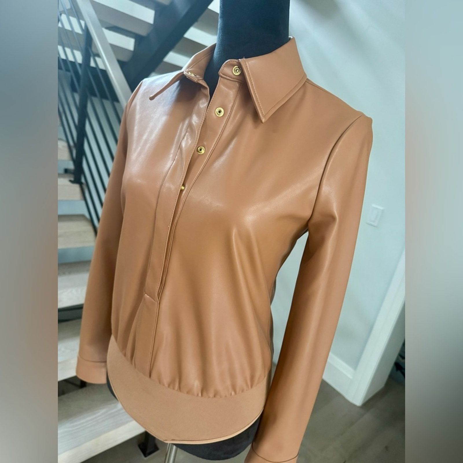 Other New Marciano Tan Faux Leather Button-Up bodysuit Size S / US 4 / IT 40 - 2 Thumbnail