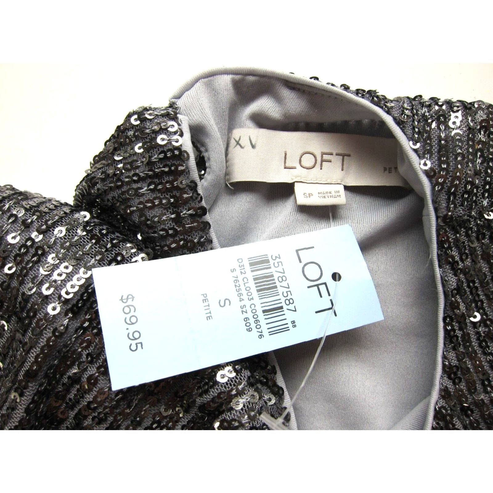 Loft NWT Ann Taylor Loft Silver Grey Sequin Stretch Cap Sleeve Crop Blouse SP Size S / US 4 / IT 40 - 3 Thumbnail