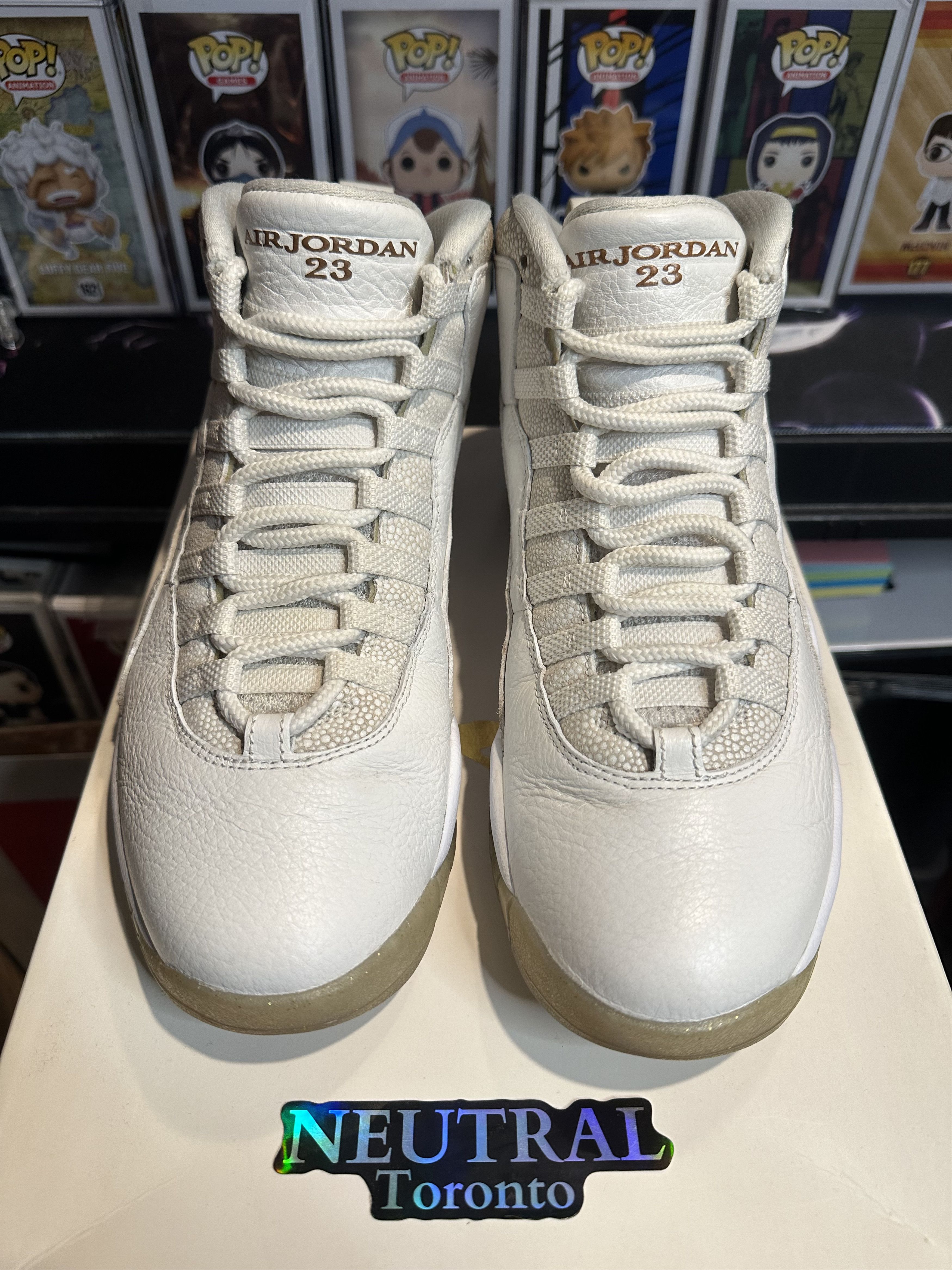 Jordan Brand Air Jordan 10 Retro 'OVO - White' Size US 8.5 / EU 41-42 - 3 Thumbnail