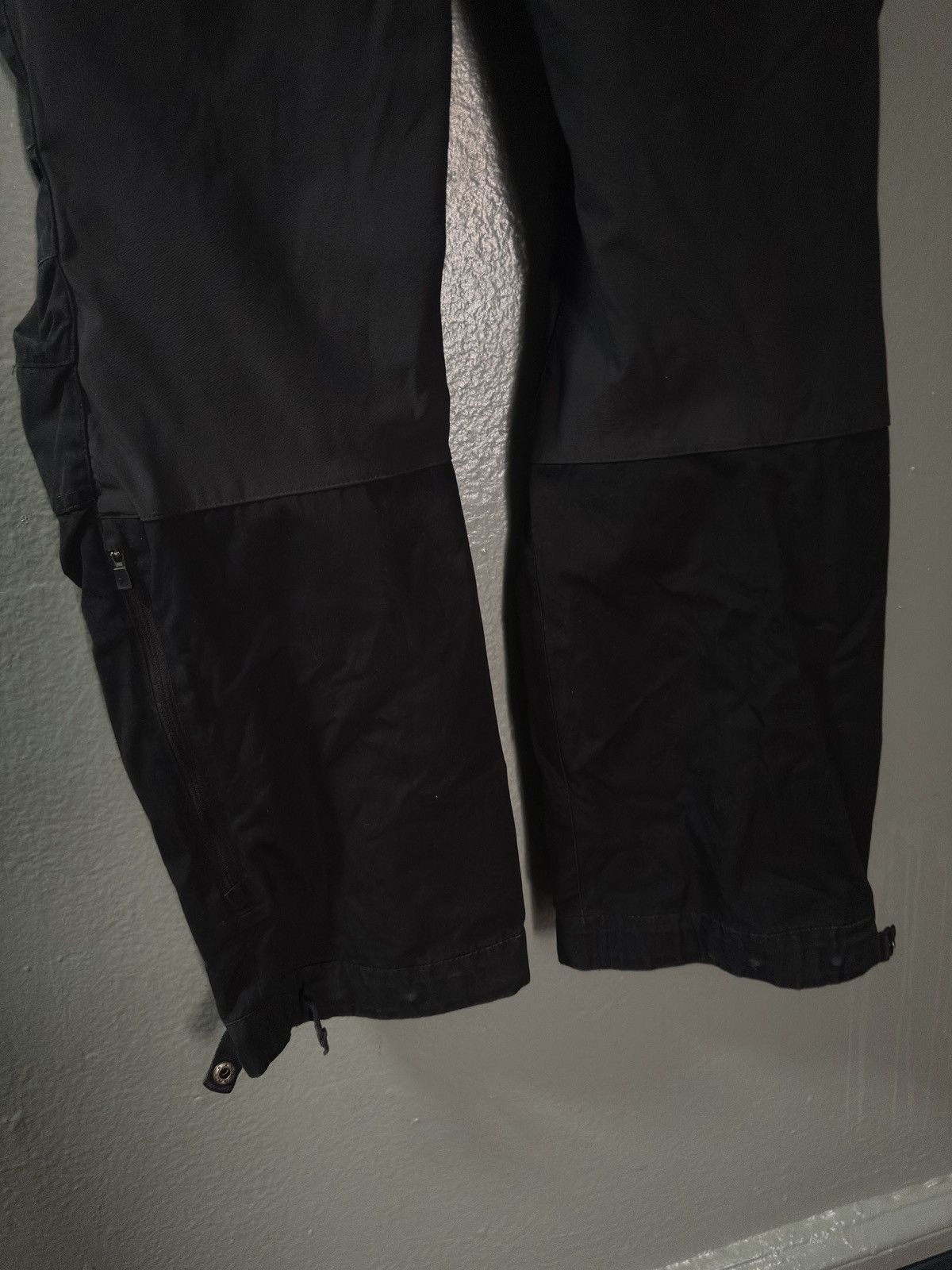 Fjallraven FJALL RAVEN Cargo Pants Black 30x31 Size US 31 - 5 Thumbnail