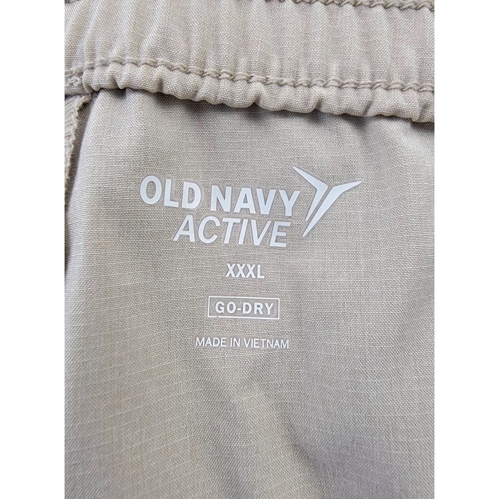 Old Navy Old Navy Go Dry Pants Mens 3XL Light Beige Quick Dry Stretch Drawstring Waist Jogger Pants Mens Reg 3XL Beige Boys? Size US 39 - 4 Thumbnail