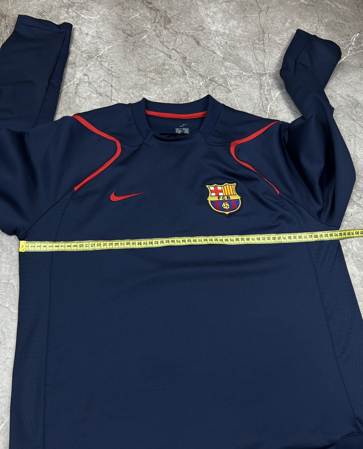 Nike Vintage 90s F. C. Barcelona Nike Soccer Sweatshirt Rare Y2K Size US XL / EU 56 / 4 - 9 Thumbnail