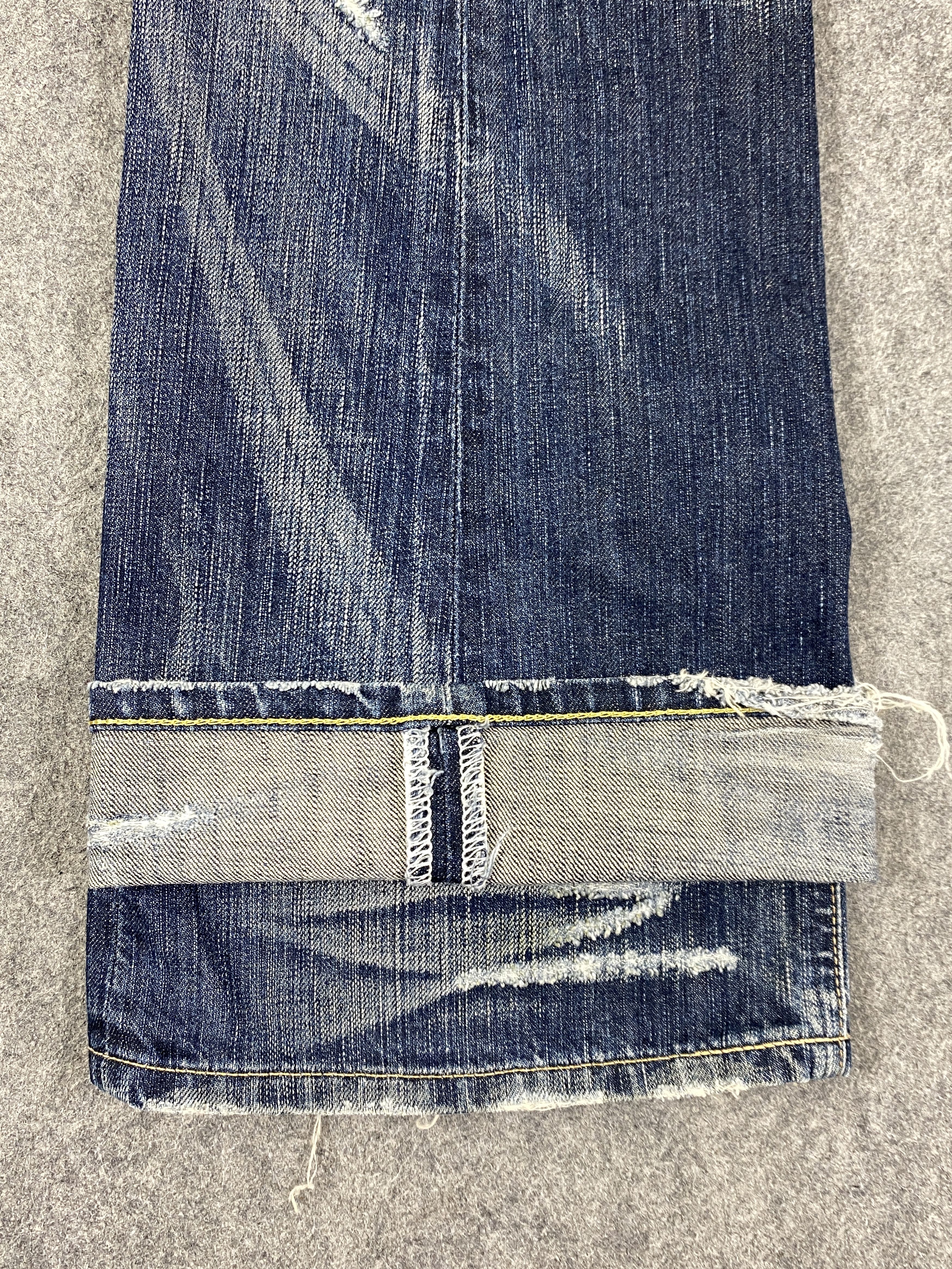 Edwin EDWIN BLUE TRIP VINTAGE FLARE DISTRESSED JEANS 31x31- JN3251 Size US 31 - 12 Thumbnail