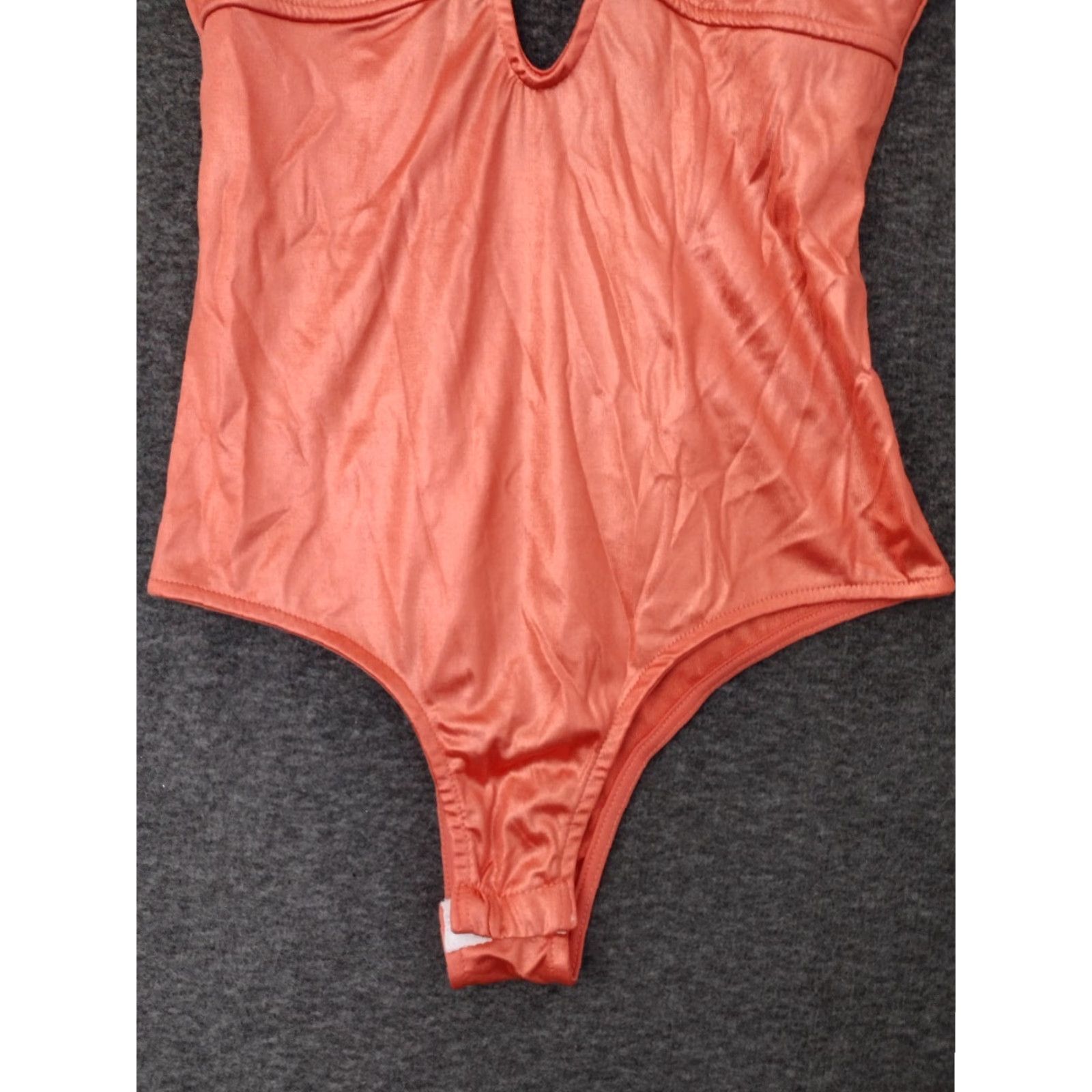 Vintage Codigo Women's One Piece Peach Keyhole Spaghetti Strap Swimsuit L Size ONE SIZE - 4 Thumbnail