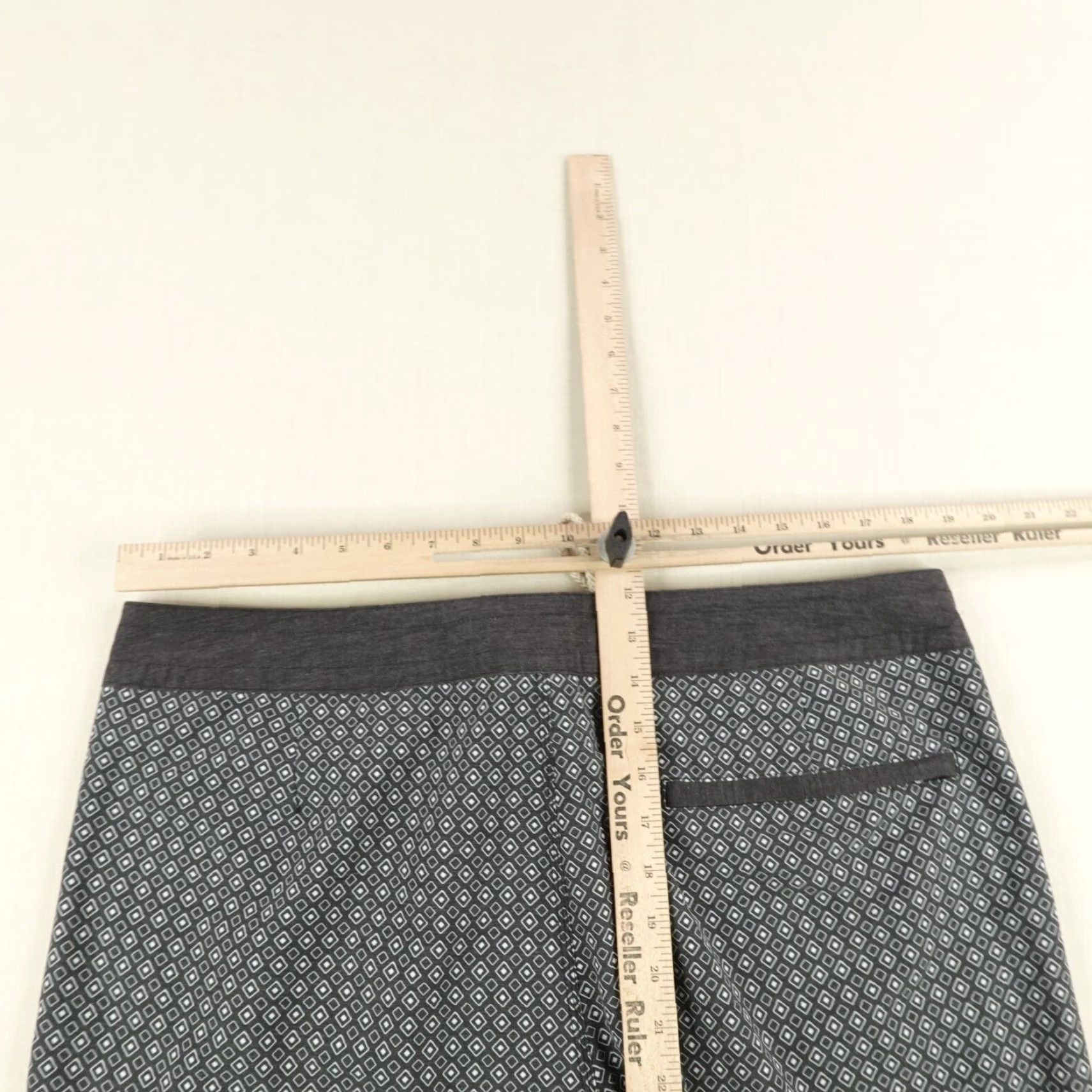 Vintage VINTAGE Fair Harbor Board Shorts Mens 36 Black Diamond Print Bathing Suit Swim Trunks Geometric Pattern Beach Outdoor Sports Mens Size US 36 / EU 52 - 5 Thumbnail