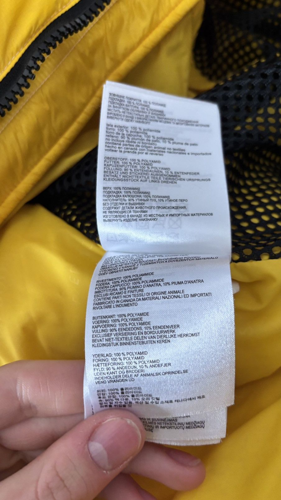 Canada Goose Canada goose cg disc black yellow Size US XXL / EU 58 / 5 - 7 Thumbnail