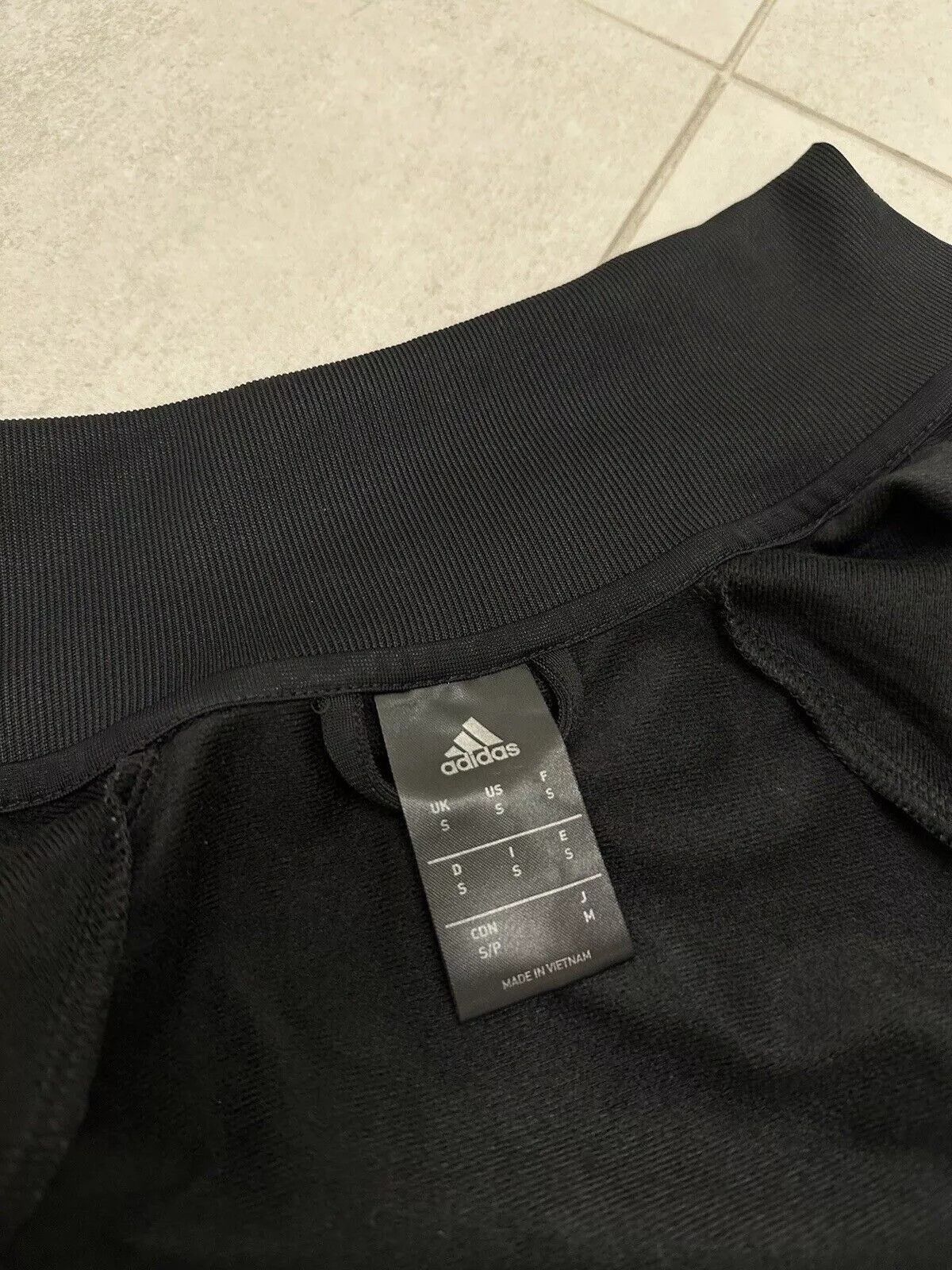 Adidas MANCHESTER UNITED 2018 2019 TRACK TRAINING JACKET FOOTBALL Size US S / EU 44-46 / 1 - 11 Thumbnail
