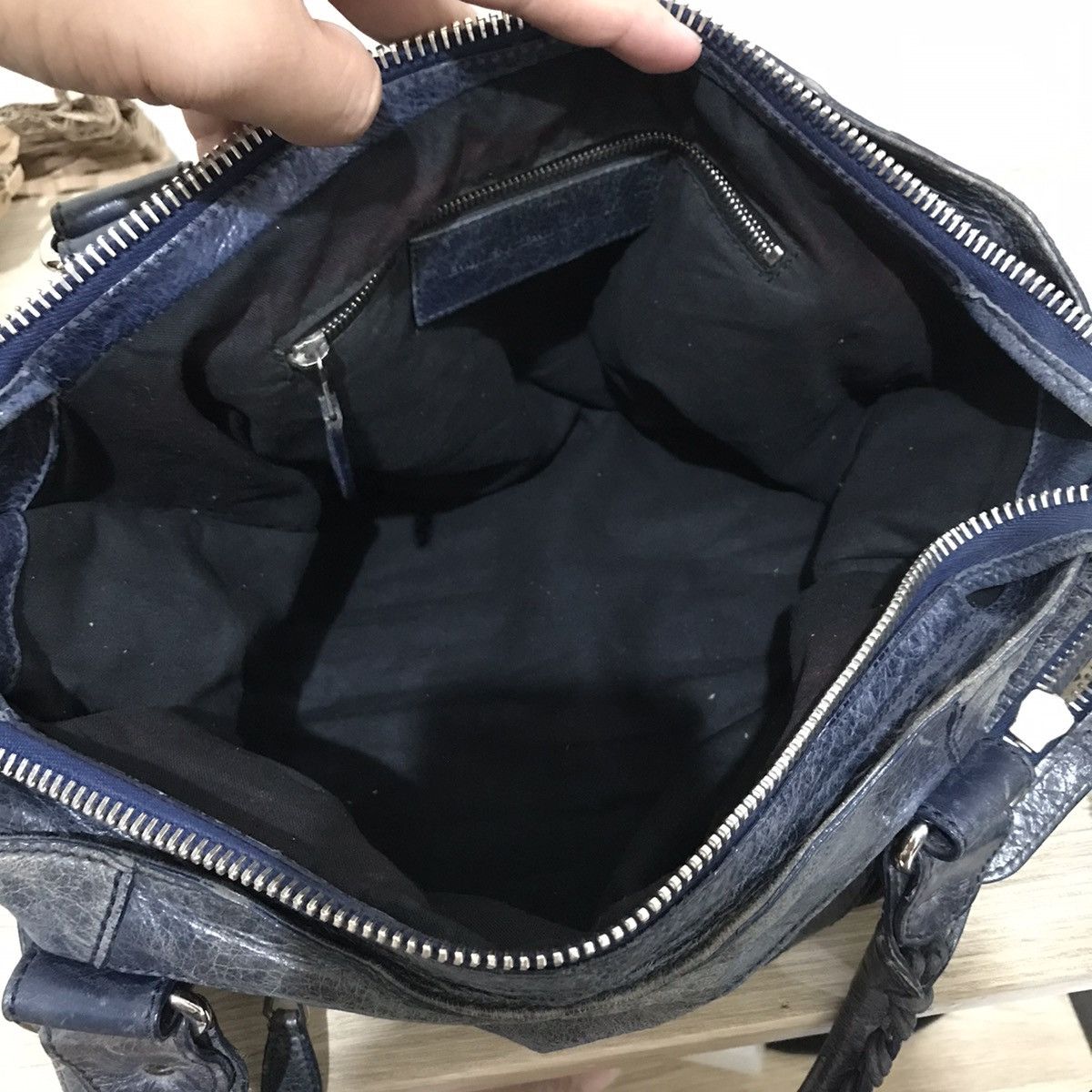 Balenciaga BALENCIAGA - CITY BAG - GIANT 21 SILVER HARDWARE (NAVY) Size ONE SIZE - 15 Thumbnail