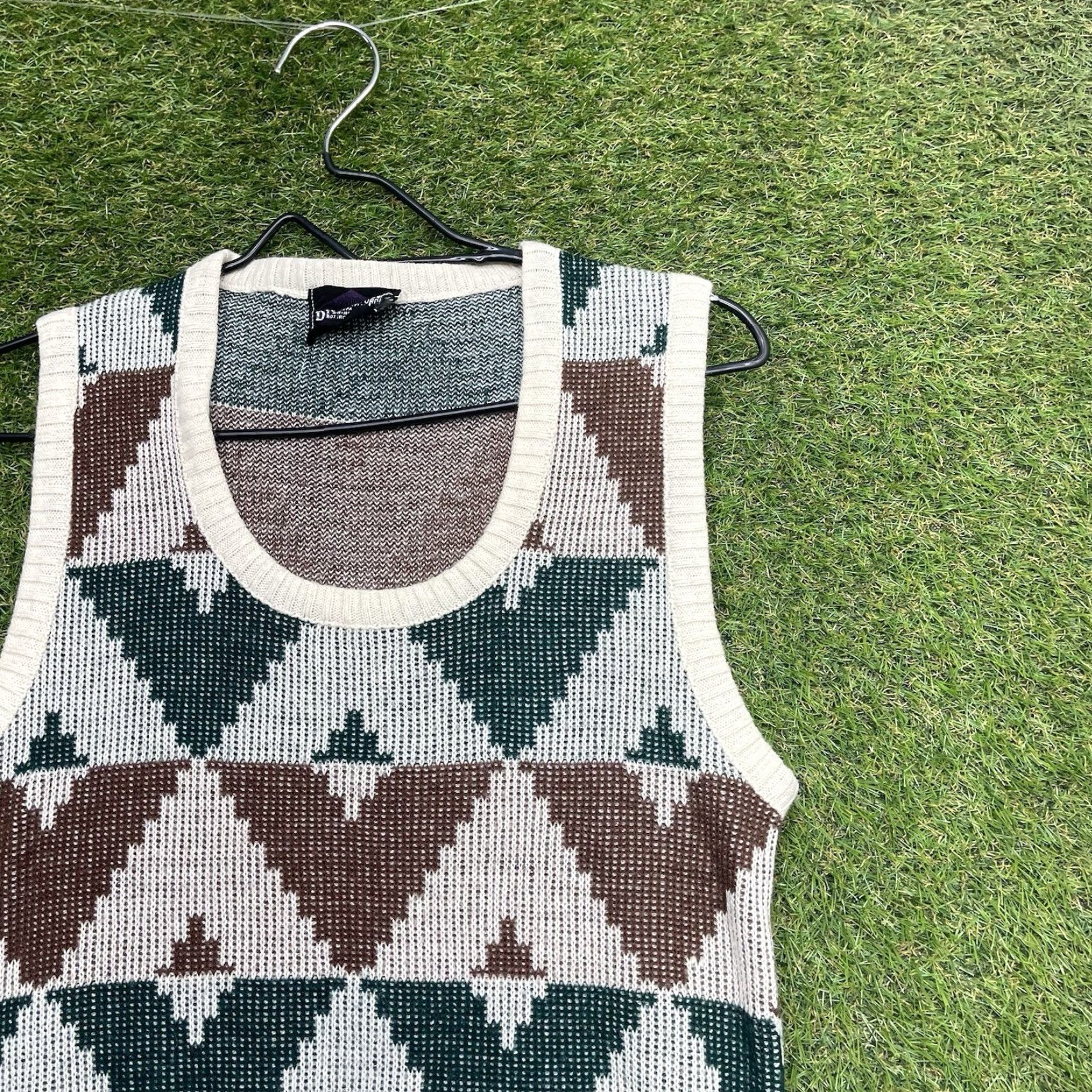 Vintage VINTAGE Profile: Dimension by Milford Sweater Vest Mens Small 70s Aztec Knit Golf Hippy Size US S / EU 44-46 / 1 - 3 Thumbnail
