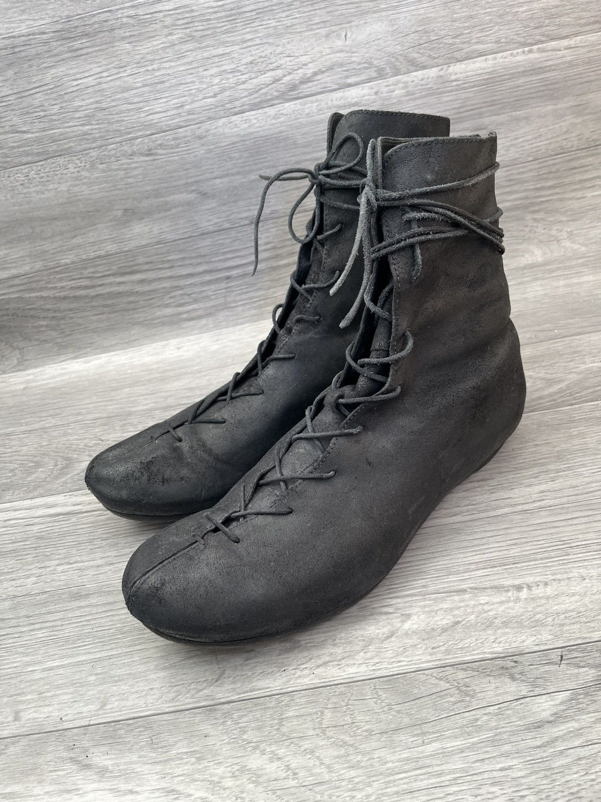 The Viridi-anne FW23 back zip boots, VI-3684-09 | Grailed