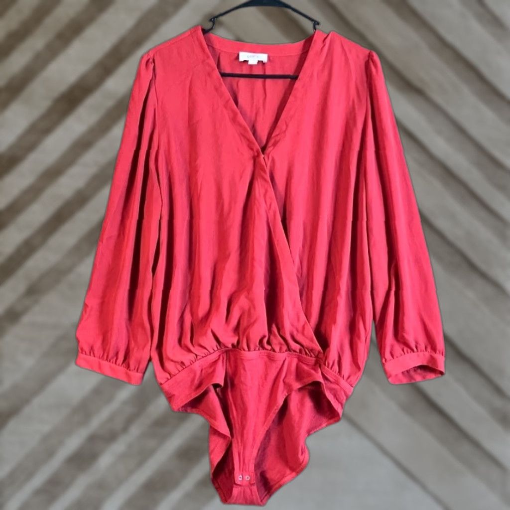 Loft LOFT Womens Bodysuit Blush Red V Neck Long Sleeve Sheer Stretch Large Size L / US 10 / IT 46 - 1 Thumbnail