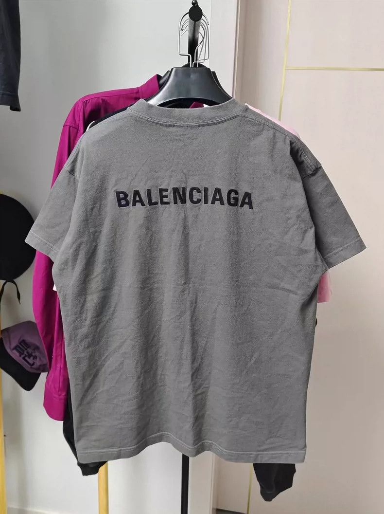 Balenciaga Balenciaga Embroidered logo short sleeve Size US M / EU 48-50 / 2 - 2 Thumbnail