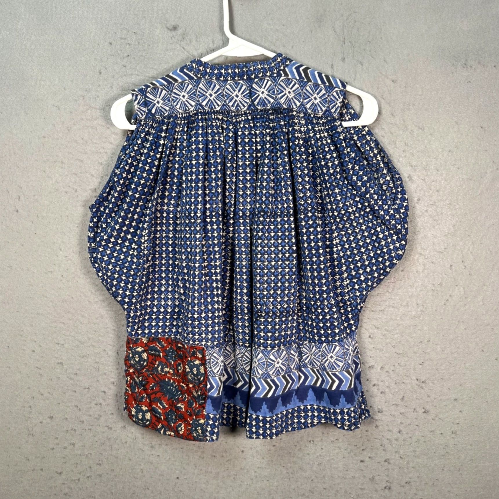 Vintage Doen Womens Small Blue Printed Cotton Top Boho Sleeveless Ruffle Hem 100% Cotton Size S / US 4 / IT 40 - 2 Thumbnail