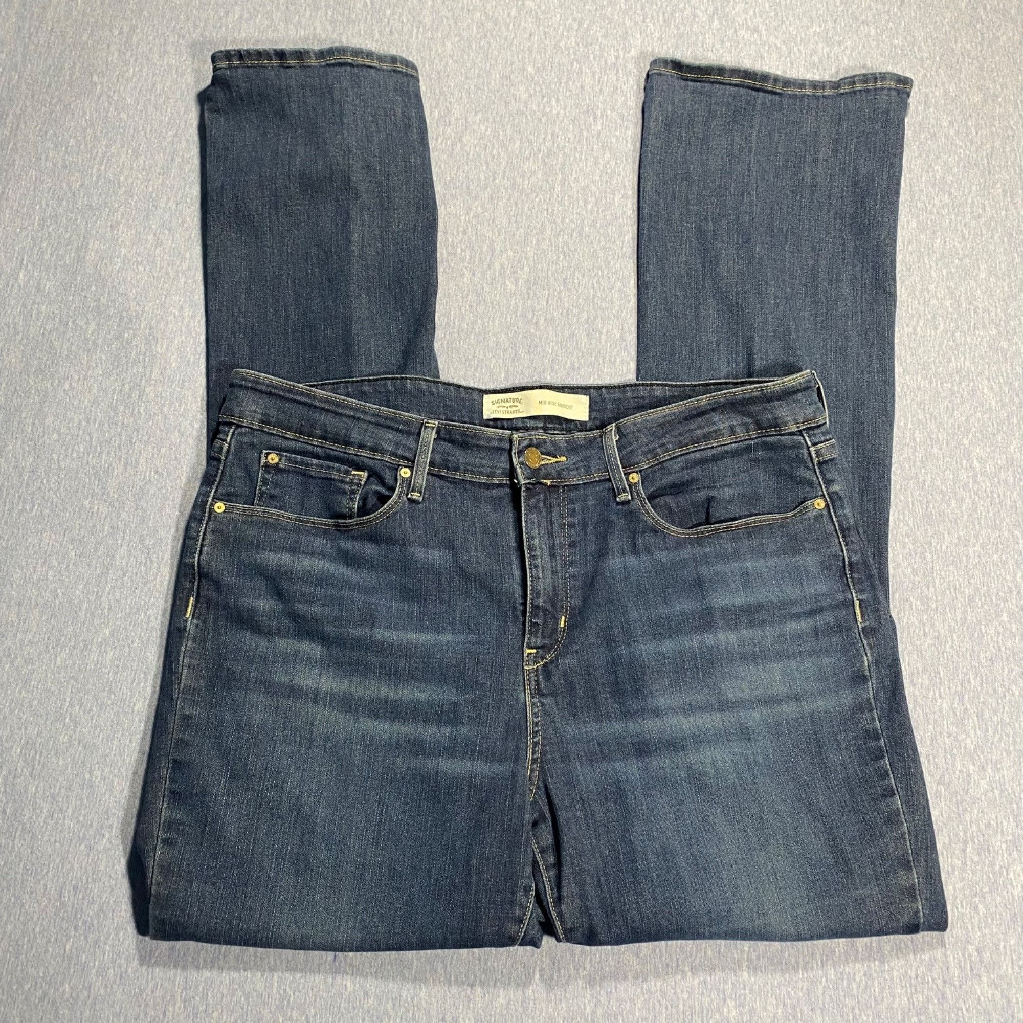 Levi's Mid Rise Bootcut Jeans - Signature By Levi Strauss & Co. Size 34" / US 12 / IT 48 - 1 Thumbnail