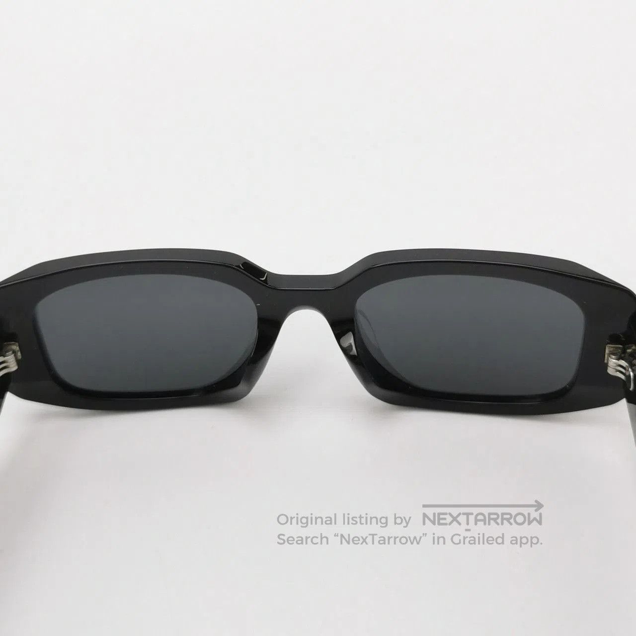 Prada Prada Logo Frame Black Sunglasses. Size ONE SIZE - 7 Thumbnail