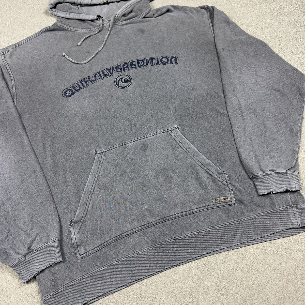 Quiksilver RARE Trashed Quiksilver Sun Faded Paper Thin Hoodie XL Size US XL / EU 56 / 4 - 11 Thumbnail