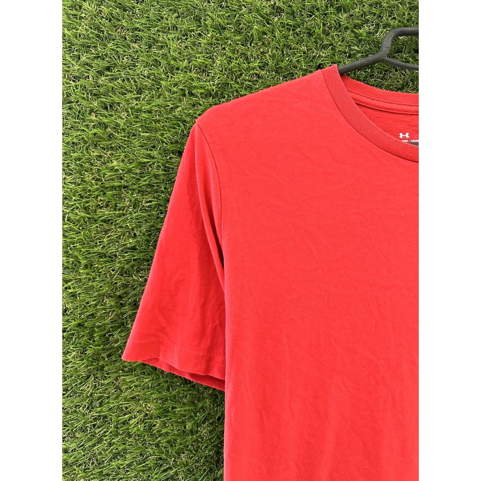 Under Armour UNDER ARMOUR HEATGEAR Shirt M Medium Red Solid Logo Short Sleeve Jersey 2021 CrossFit Men Tee Size US M / EU 48-50 / 2 - 3 Thumbnail