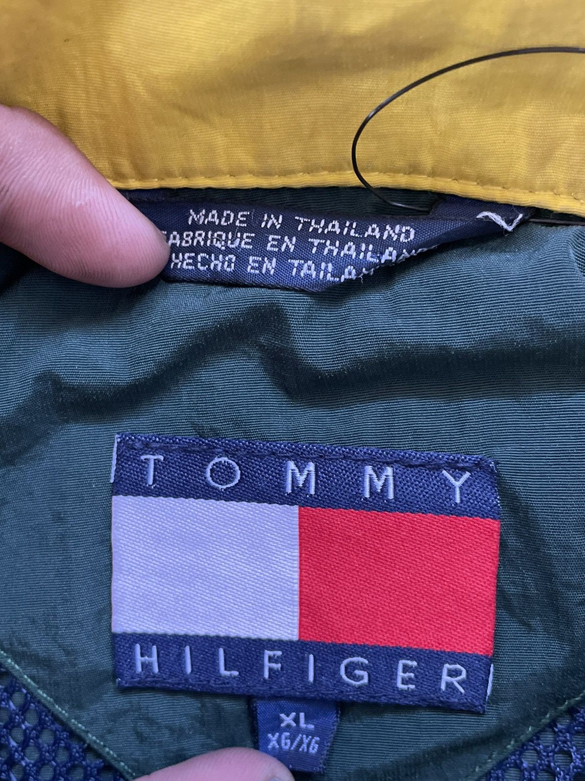 Tommy Hilfiger Vintage Tommy Hilfiger Spell Out Sleeve Sailing Windbreaker Size US XL / EU 56 / 4 - 10 Thumbnail