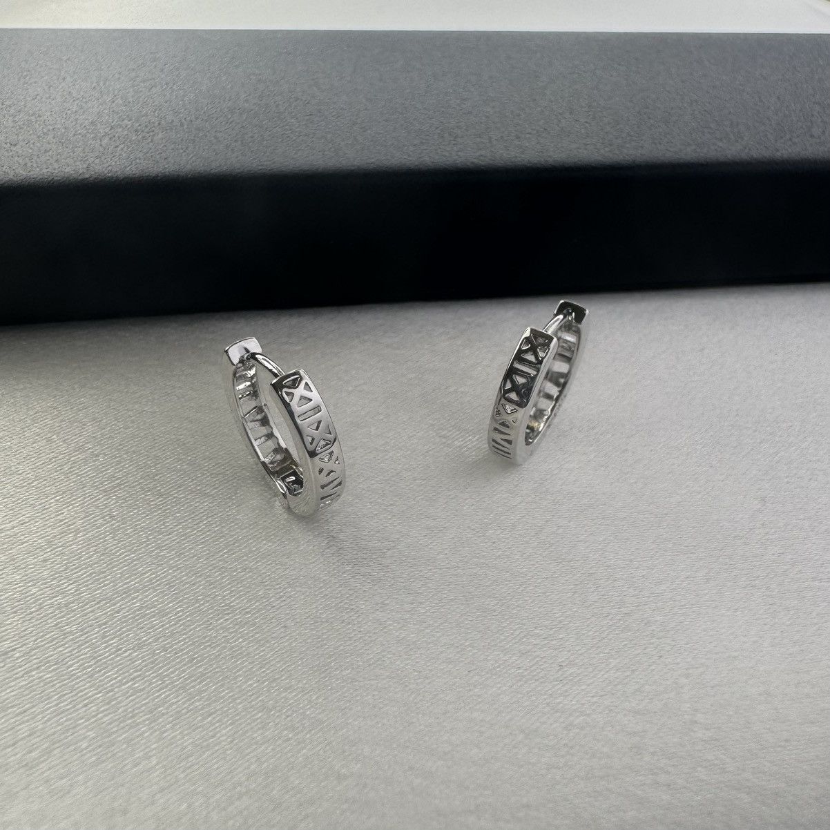 Other Small Hoop Earrings for Men Women Streetwear Unisex Style Size ONE SIZE - 2 Thumbnail