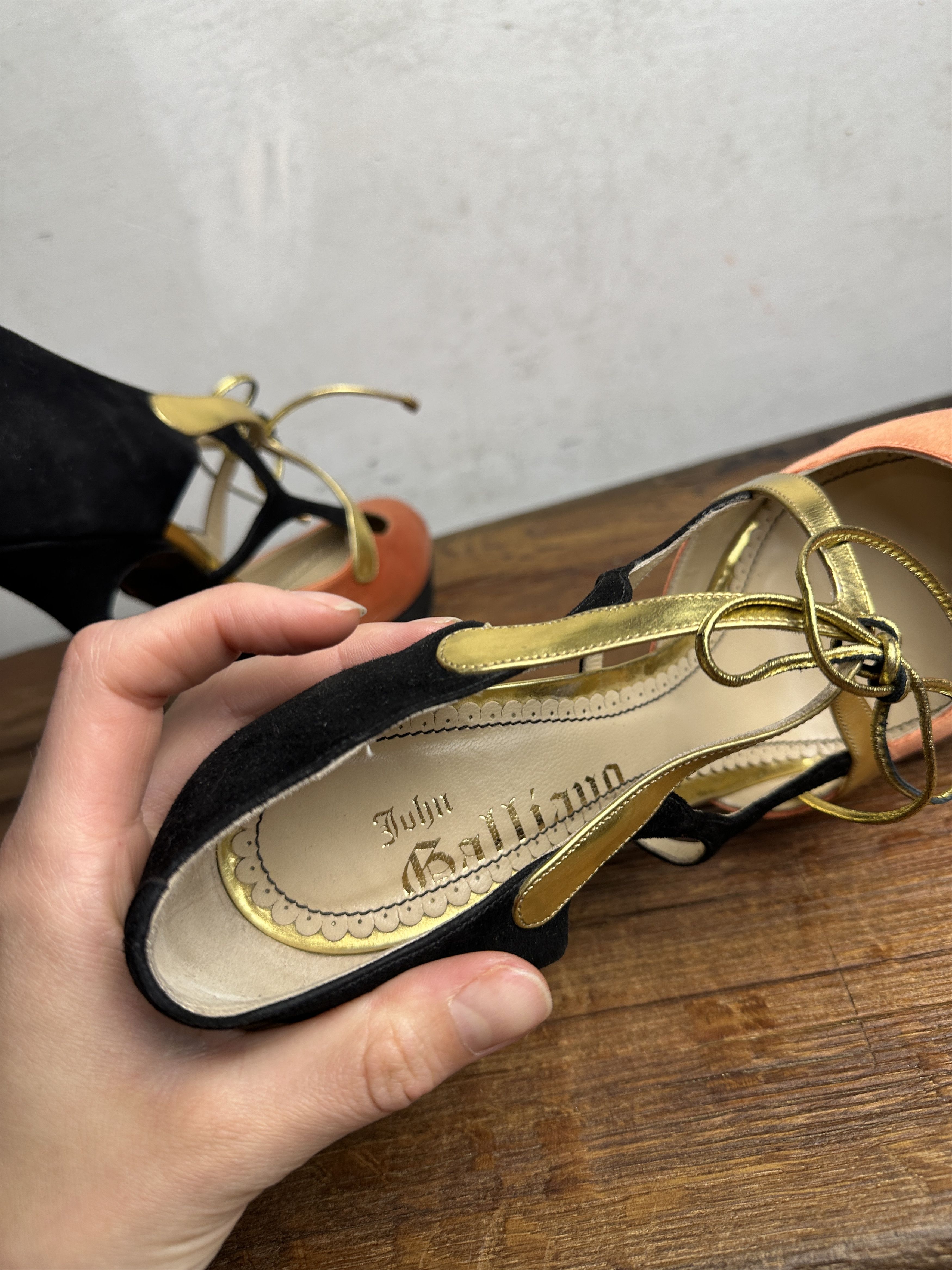 John Galliano John Galliano Archive Silk/Suede High Heeled Shoes Size US 9.5 / IT 39.5 - 8 Thumbnail
