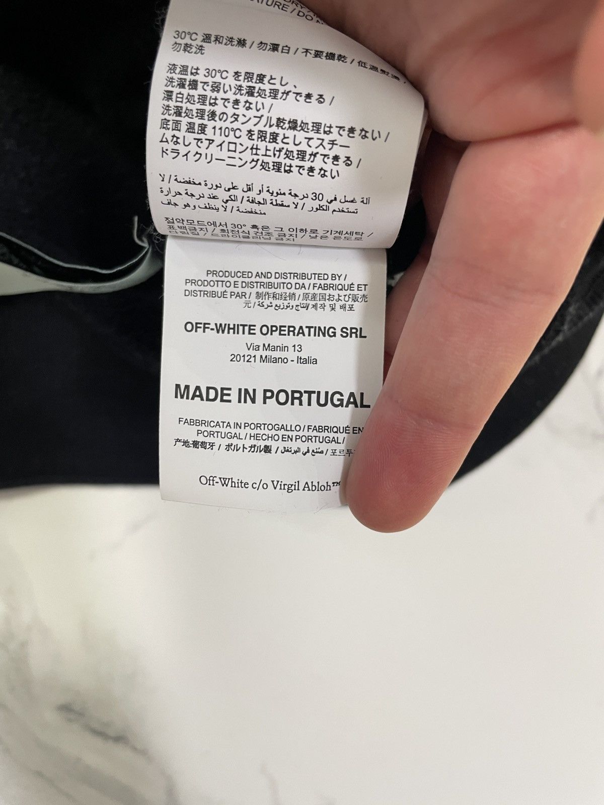 Off-White Off-White Caravaggio Print Hoodie Black Authentic Size US S / EU 44-46 / 1 - 12 Thumbnail