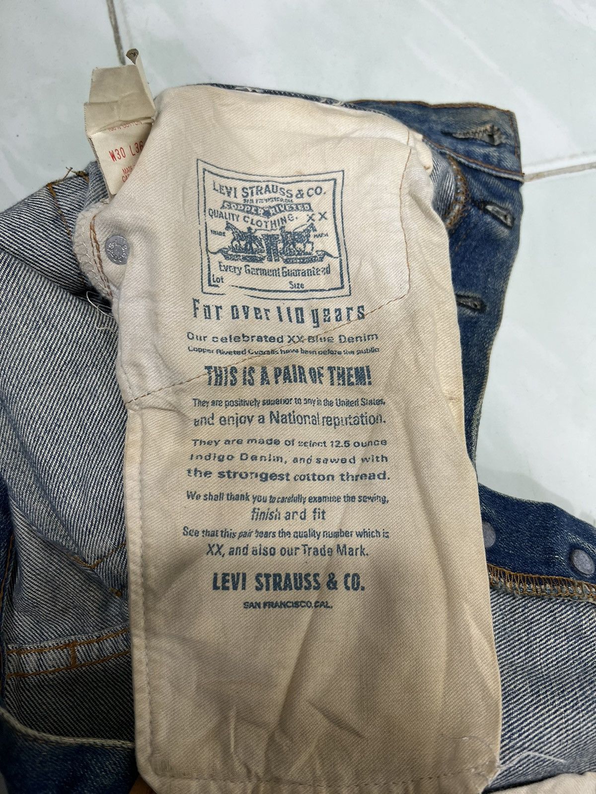 Levi's × Levi's Vintage Clothing × Vintage 🔥 90s VINTAGE LEVIS BIG E RED LINE DYED DISTRESS DENIM Size US 30 / EU 46 - 16 Thumbnail