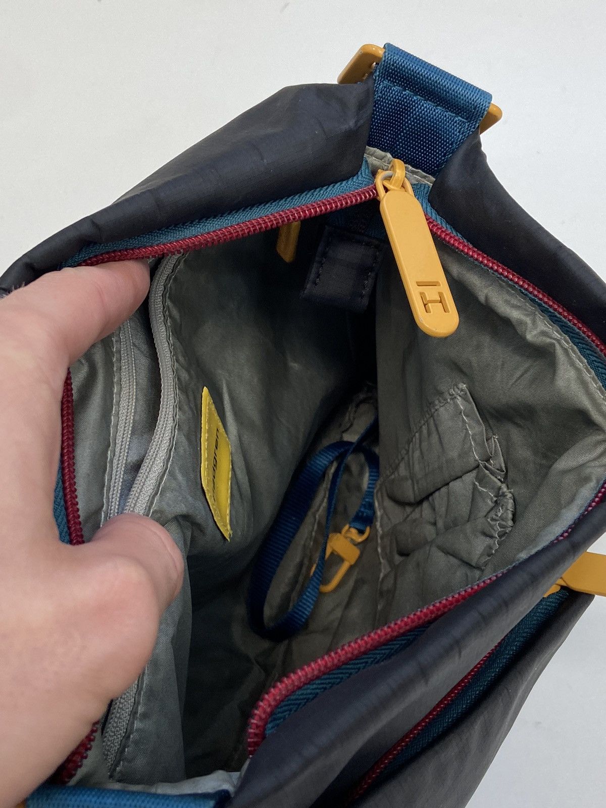 Vintage Hedgren archive bag made in Belgium Y2K Style Nylon Size ONE SIZE - 10 Thumbnail