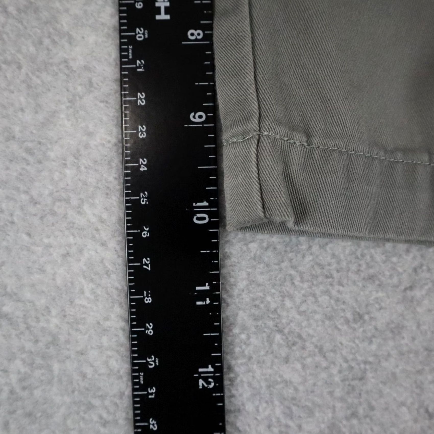 Volcom Volcom Shorts Mens 30 Chino Casual Surfer Skater Flat Front Gray Size US 30 / EU 46 - 7 Thumbnail