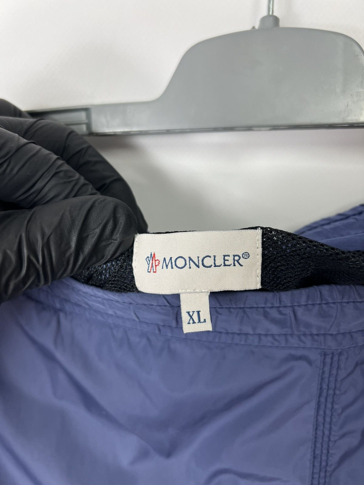 Moncler Vintage luxury Moncler Swimming Shorts Size XL Size US 34 / EU 50 - 7 Thumbnail