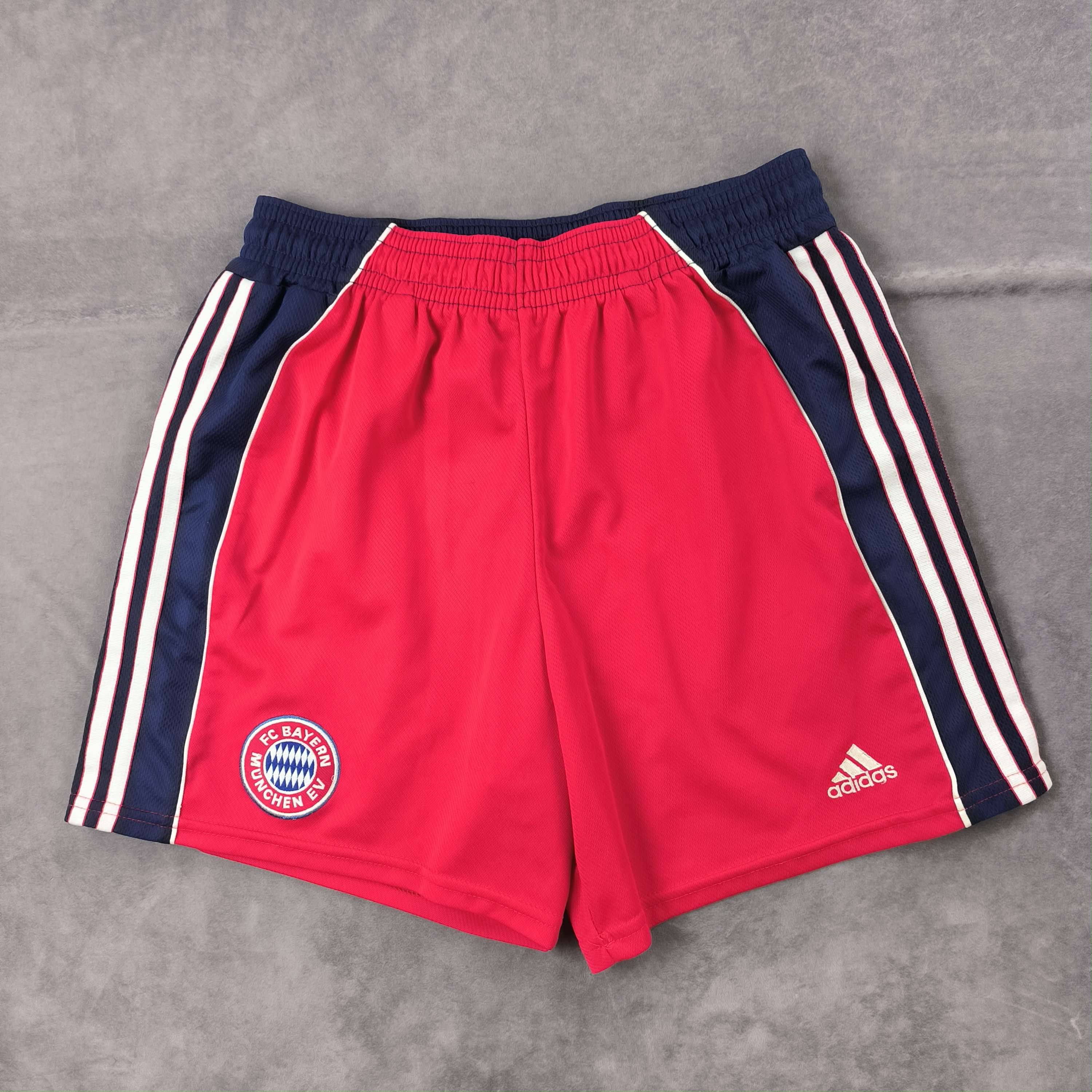 Adidas Bayern Munich 1999-2001 Adidas football shorts size D6 Size US 32 / EU 48 - 1 Thumbnail