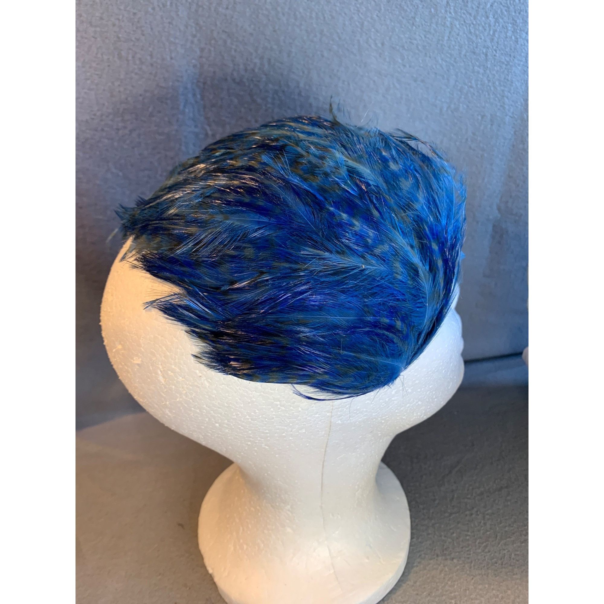 Other Ladies Blue Feathers Hat Vintage Size ONE SIZE - 7 Thumbnail