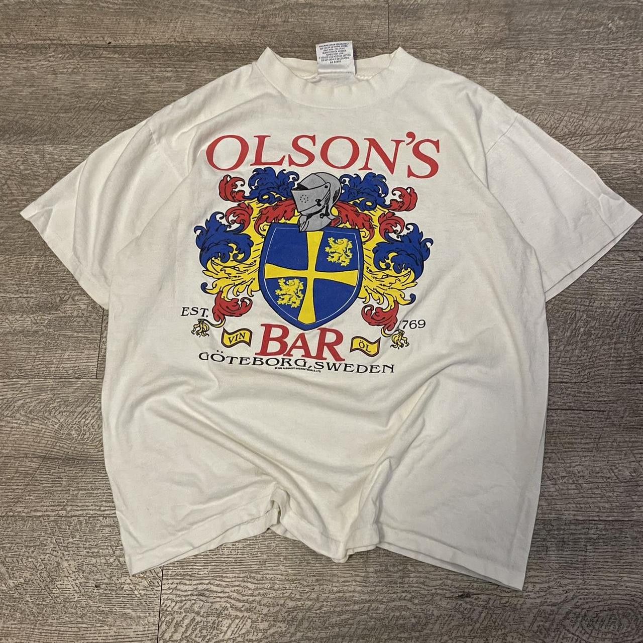 If Six Was Nine × Vintage Vintage 90's Olson's Bar Medieval Style Graphic T-Shirt Size US L / EU 52-54 / 3 - 1 Thumbnail