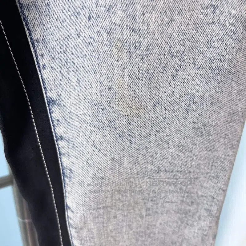 Louis Vuitton Louis Vuitton Light Blue Denim Pants for Women . Size 28" / US 6 / IT 42 - 4 Thumbnail