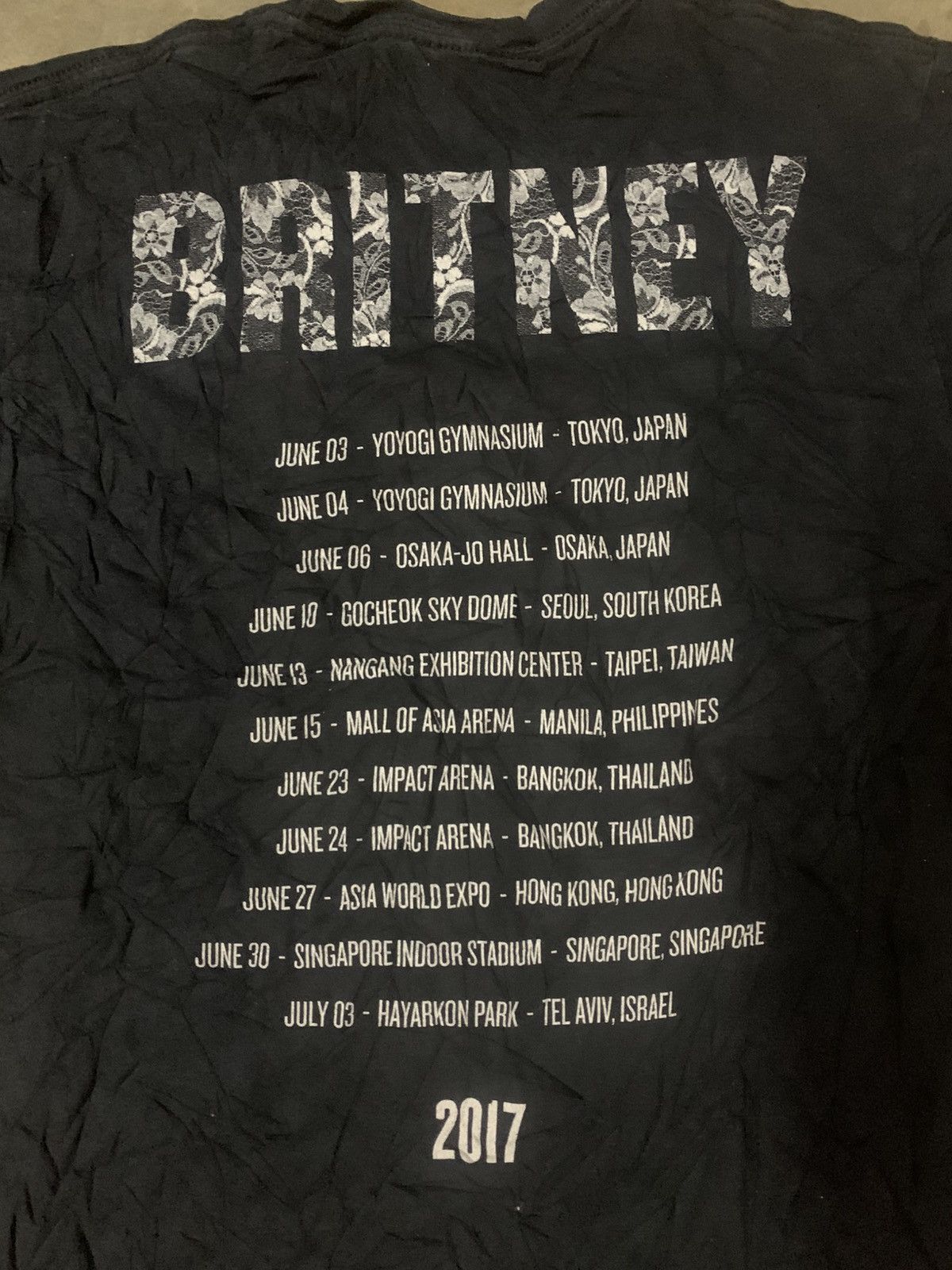 Band Tees Britney Spears Asia Tour 2017 Promo Tee Size US M / EU 48-50 / 2 - 5 Thumbnail