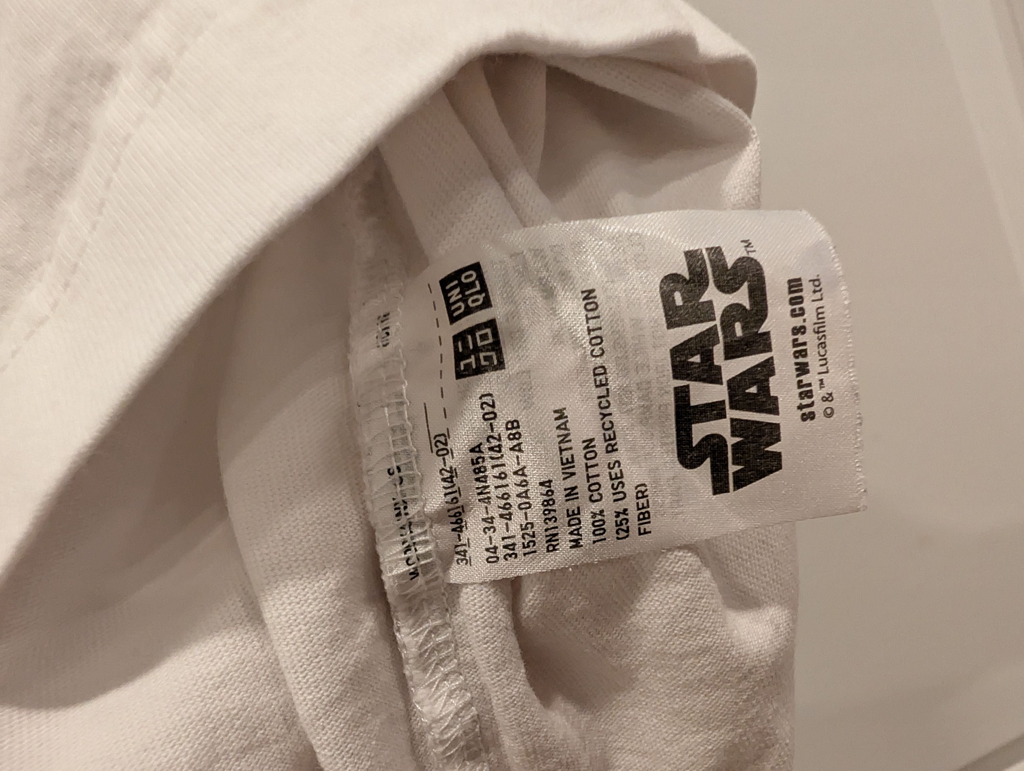 Uniqlo Star Wars: Remastered by Kosuke Kawamura UT T-Shirt - XL Size US XL / EU 56 / 4 - 8 Thumbnail