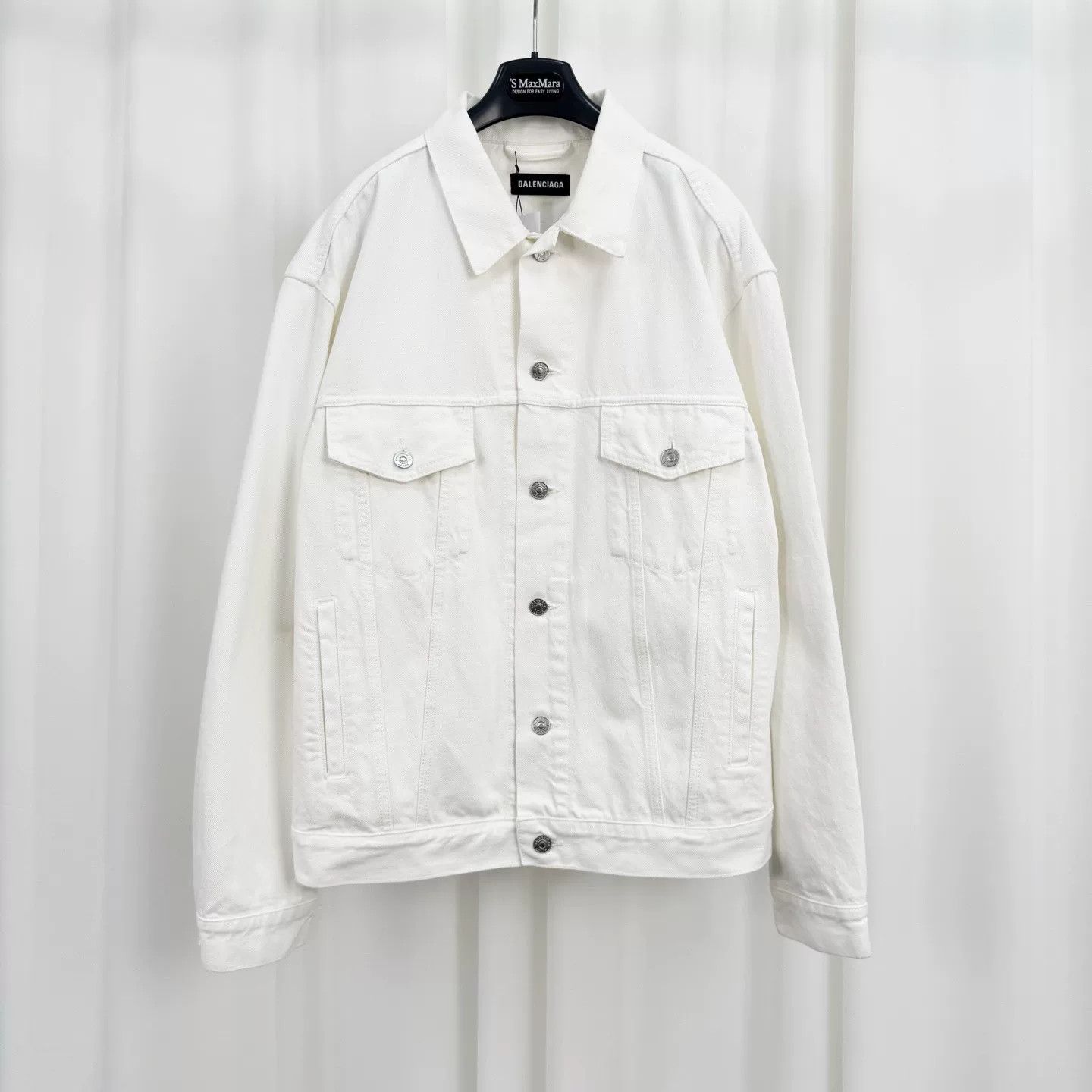 Balenciaga balenciaga white denim jacket with embroidery Size US L / EU 52-54 / 3 - 1 Thumbnail