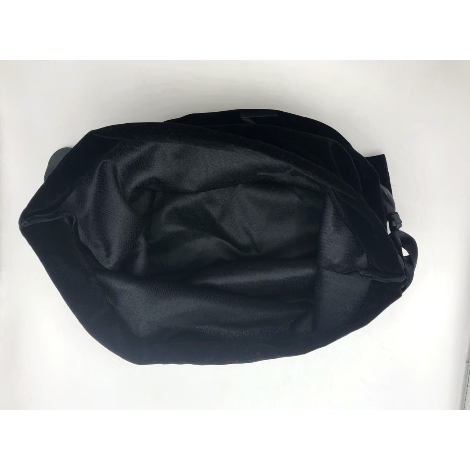 Puma PUMA x Fenty Black Velvet Dust Bag Makeup Sporty Bag Womens Medium Velvet Satin Handle Black Logo Dust Bag Size ONE SIZE - 3 Thumbnail