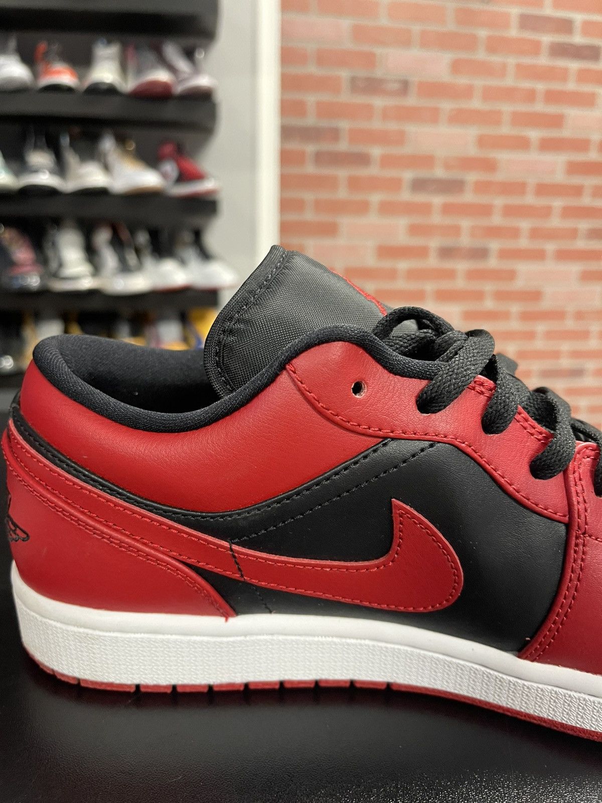 Jordan Brand Size 11 - Jordan 1 Reverse Bred Very Clean Size US 11 / EU 44 - 7 Thumbnail