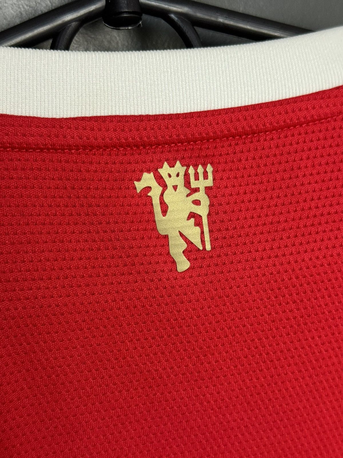 Adidas Manchester United 21/22 Home Football Jersey T-Shirt Size US M / EU 48-50 / 2 - 4 Thumbnail